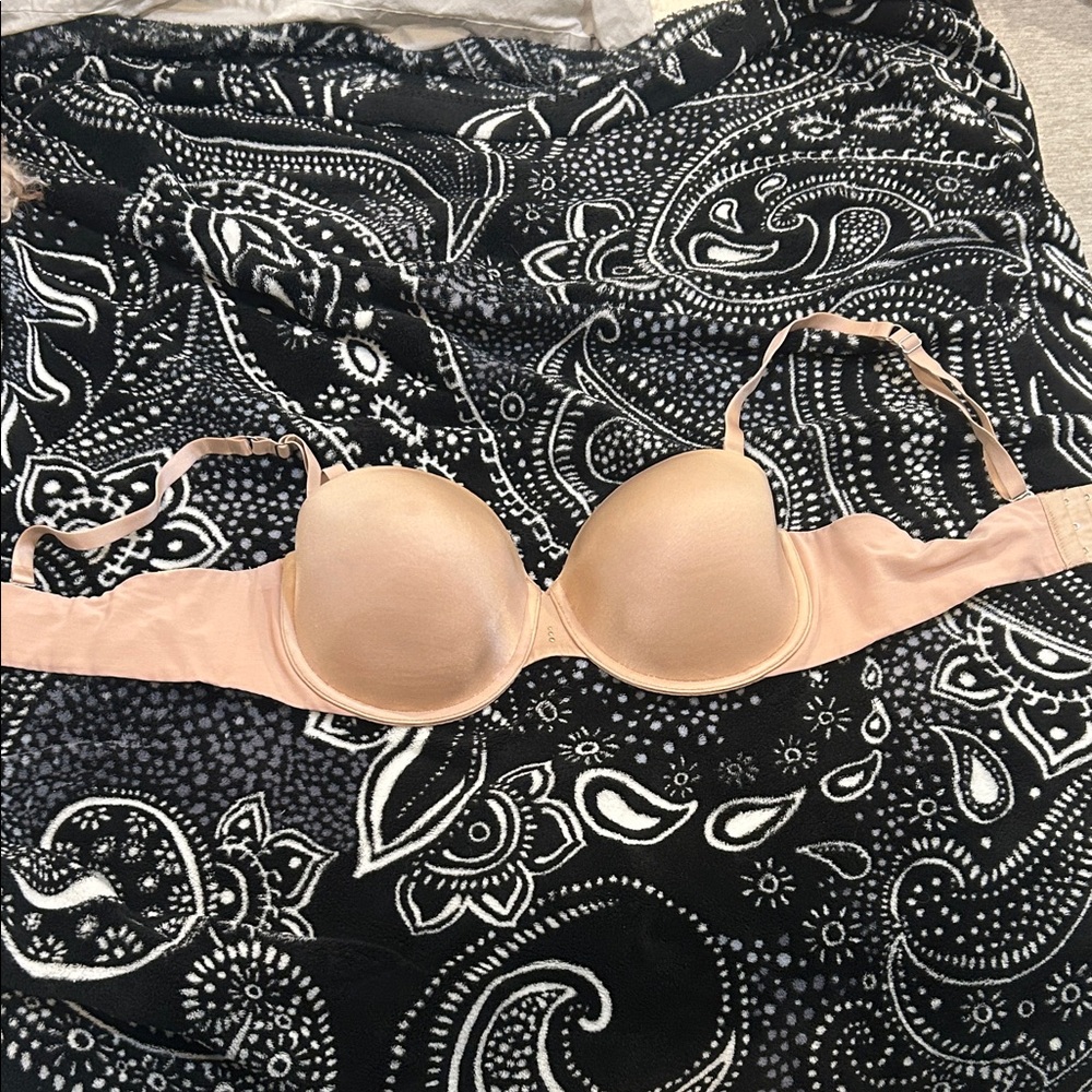 Victoria's Secret multi-way Nude Bra